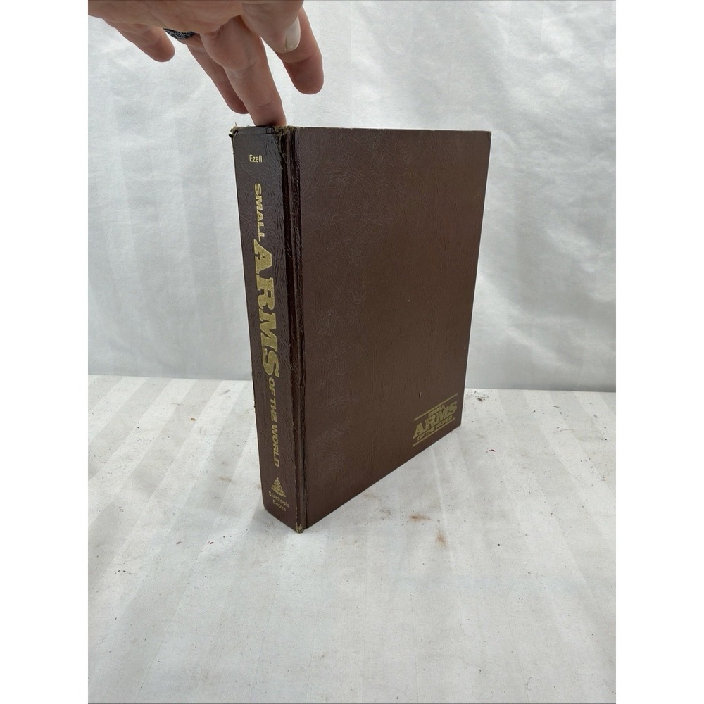 Small Arms‎ of the World 11th Edition of W.H.B. Smith's Classic